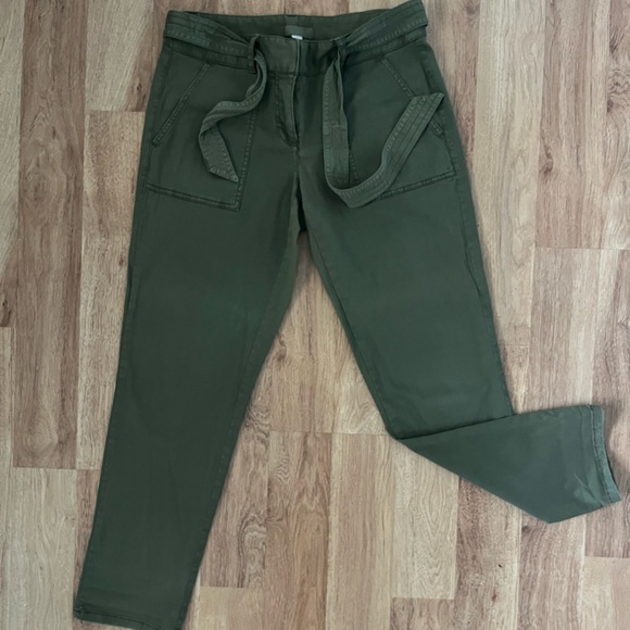 Ann Taylor Loft Cargo Tie-Belt in Army Green in Size 6 - Picture 3 of 7